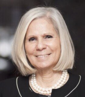 Profile picture of هيفاء أبو غزالة