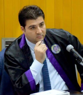 Profile picture of د. مهند سمير بيازيد