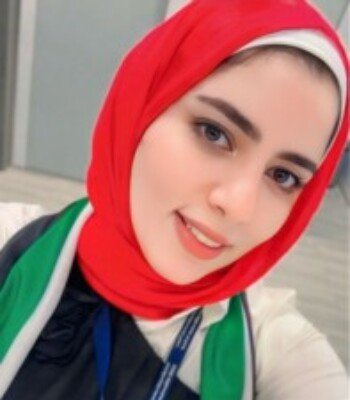 Profile picture of منيرة كمال