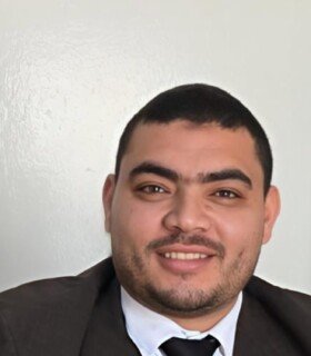 Profile picture of عزت السيد أبو الحسن معلم اللغة العربية