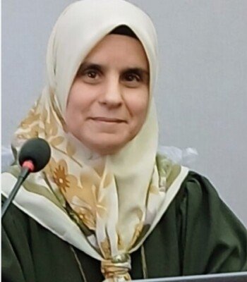 Profile picture of عائشة عبيزة