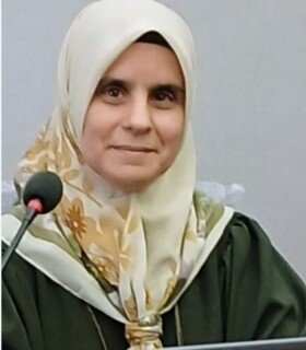 Profile picture of عائشة عبيزة
