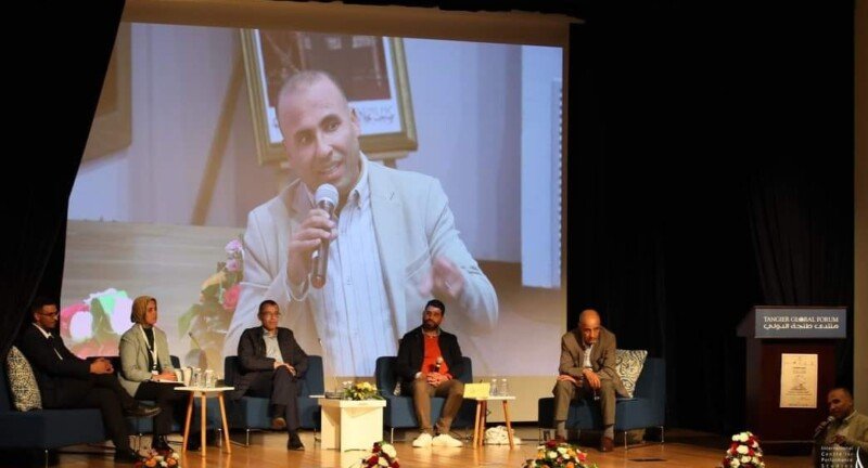 %d8%aa%d9%81%d8%a7%d8%b9%d9%84-%d8%a7%d9%84%d8%ac%d9%85%d9%87%d9%88%d8%b1-%d9%85%d8%b9-%d8%a7%d9%84%d9%86%d8%af%d9%88%d8%a9-%d8%a7%d9%84%d8%b9%d9%84%d9%85%d9%8a%d8%a9-%d8%ad%d9%88%d9%84-%d8%a7%d9%84