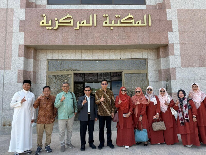 ber10-dpn-perpus-ium